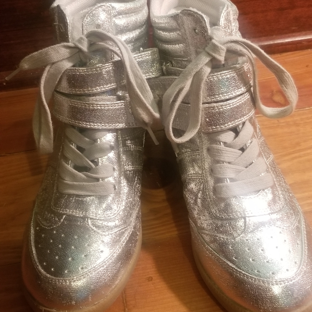 Moon Shoes
